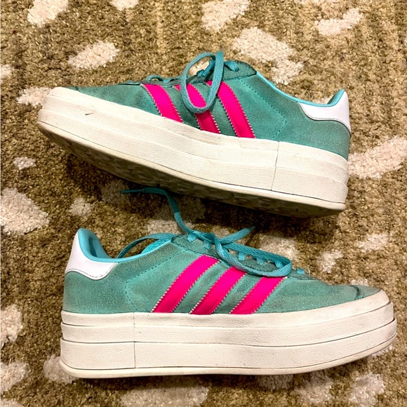 Adidas Women's Gazelle Aqua and Pink Sneakers Size 5 - Picture 5 of 9